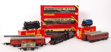 VINTAGE TRI-ANG HORNBY 00 GAUGE MODEL RAILWAY LOCOMOTIVES