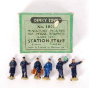 RARE DINKY TOYS FIGURE SET 1001 ' STATION STAFF ' RAILWAY