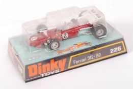 VINTAGE DINKY TOYS DIECAST MODEL RACING CAR