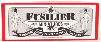 FUSILIER MINIATURES MODEL MILITARY LEAD BRITAINS STYLE SOLDIER SET