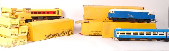 RARE COLLECTION OF 0 GAUGE ROVEX ' BIG BIG TRAIN ' TRAINSET ITEMS