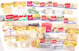 LARGE COLLECTION VINTAGE AIRFIX 00 GAUGE PLASTIC RAILWAY MODEL KITS