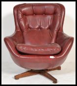 An original 1960's retro vintage button back swive