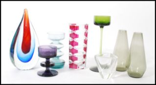 A group of vintage retro 20th century studio art glass to include a cased rain drop shaped vase,