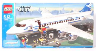 LEGO CITY SET 7893 ' PASSENGER PLANE ' BOXED