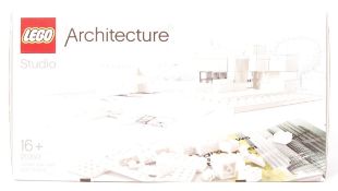 LEGO ARCHITECTURE 21050 ' STUDIO ' BOXED SET