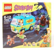 LEGO SCOOBY DOO SET 75902 ' THE MYSTERY MACHINE ' SEALED