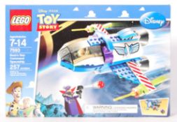 LEGO TOY STORY SET NO 7593 BUZZ'S STAR COMMAND SPACESHIP