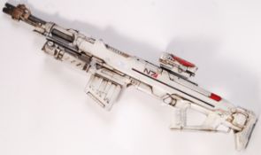 COSPLAY ' MASS EFFECT ' GAMING FULL SIZE REPLICA GUN