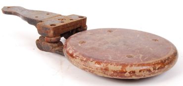 WWII SECOND WORLD WAR ANTI AIRCRAFT GUNNER SEAT