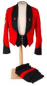 FUSILIERS - SERGEANTS COMPLETE ' MESS DRESS ' UNIF