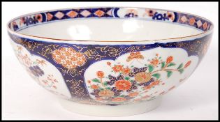 A 19TH LARGE JAPANESE ORIENTAL IMARI CIRCULAR BOWL