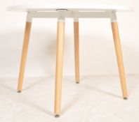 CONTEMPORARY ASH WOOD ROUND DINING TABLE