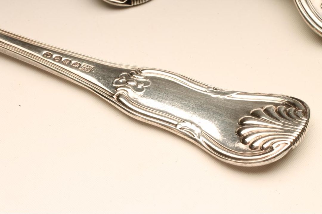 A SET OF FOUR LATE GEORGE III SILVER BASTING SPOONS, maker Eley, Fearn & Chawner, London 1809, in - Image 3 of 4