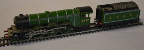 Hornby OO gauge 4472 Flying Scotsman and associated tender