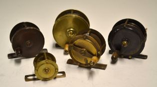 Collection of brass crank and plate wind reels (5): 3x crank wind reels incl dinky 1 3/8