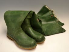 Keenfisher Waders: good pair of Gates green thigh waders with studded soles, appear lightly used,