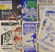 Selection of Manchester United away football programmes to include 1951/52 Huddersfield Town 1952/53