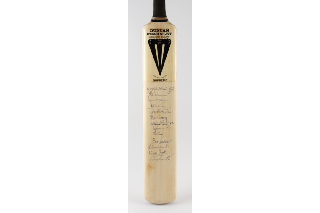 Cricket - 1983 Signed England Cricket Bat Duncan Fearnley bat, signed to front with 21 signatures