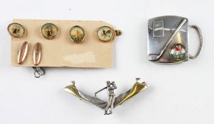 4x early golfing celluloid hand painted buttons to incl a pair featuring Gibson style lady golfer