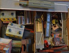 Large Selection of Model Railway Buildings includes Platforms, Sheds, Engine Shed Junction,