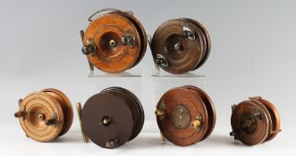 Collection of Wooden and Brass or Chrome star/strap back reels (6): ranging from 3