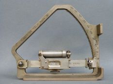A WWI military Mark III field clinometer by C.S.I.