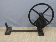 A possibly 18th/19thC wool winder or similar geared machine,