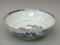 An 18thC London Delft pedestal bowl, 8cm tall,