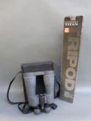 A pair of Sunagor Megazoom 25-150 x70 style binoculars and tripod
