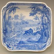 Spode Indian Sporting Scenes large pedestal bowl decorated to the interior with a bear at bay and