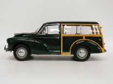 Sun Star 1:12 scale diecast model 1956 Morris Traveller