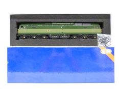 Heljan 0 gauge Class 47 BR green diesel locomotive,