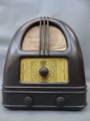 Philco model 444 Art Deco bakelite radio