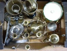 A collection of plated ware,