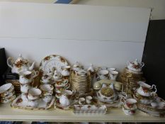 Royal Albert Old Country Roses dinner and tea ware, approximately 138 pieces, includes telephone,