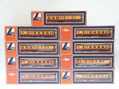 Nine Lima 00 gauge GWR coaches,