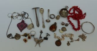 A hallmarked silver pusher, silver jewellery including Poetry pendant, bangle, bracelet, locket,