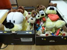 Sixteen Garfield Odie soft toys including two large examples, 'Jester', miniatures etc.