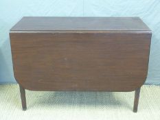 A 19thC mahogany drop leaf table, width 108cm,