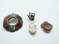 A Victorian specimen agate brooch,