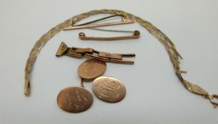 A 9ct gold cufflink, two 9ct gold bar brooches, 9ct gold bracelet etc, 10.