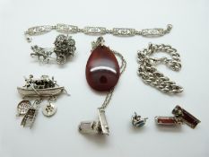 A large agate pendant, silver curb link bracelet, silver bracelet,