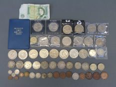A small amateur collection of largely UK coinage, includes modern crowns, £5 coins,