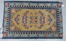 An early 20thC Chinese rug 153 x 100cm