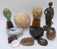 An Eastern hardstone carved head on plinth, a carved stone rat,