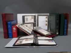 A quantity of all-world cover albums including China,