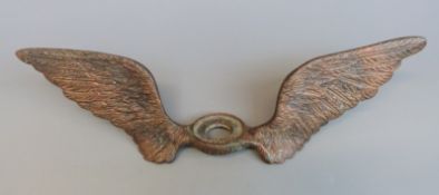 A pair of wings to suit radiator cap mascot or calorimeter temperature gauge,