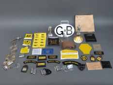 A quantity of AA collectables including GB badge, Senior Patrol and Bristol area cloth badges, keys,