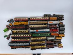 Thirty-five Hornby, Tri-ang, Bachmann and similar 00 gauge locomotives,